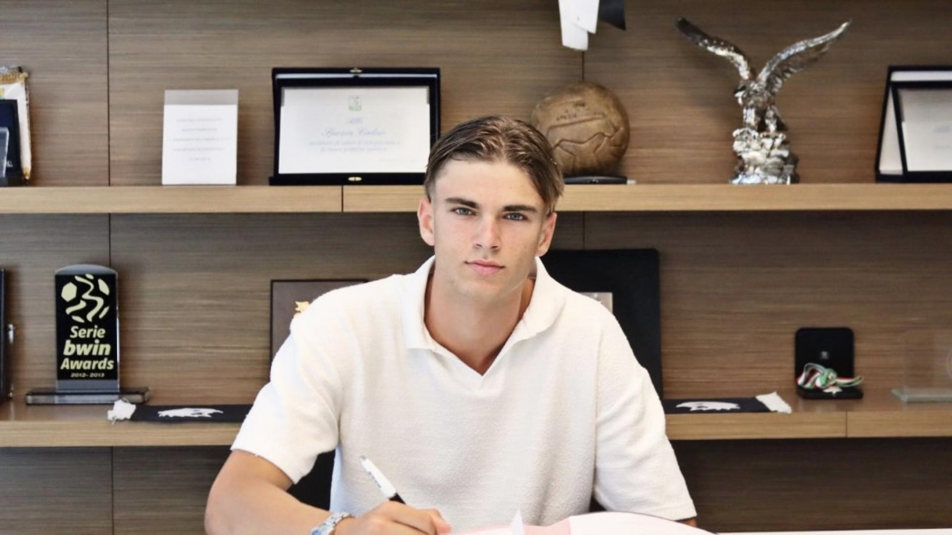 Official | first professional contract for Andrea Bertoncini