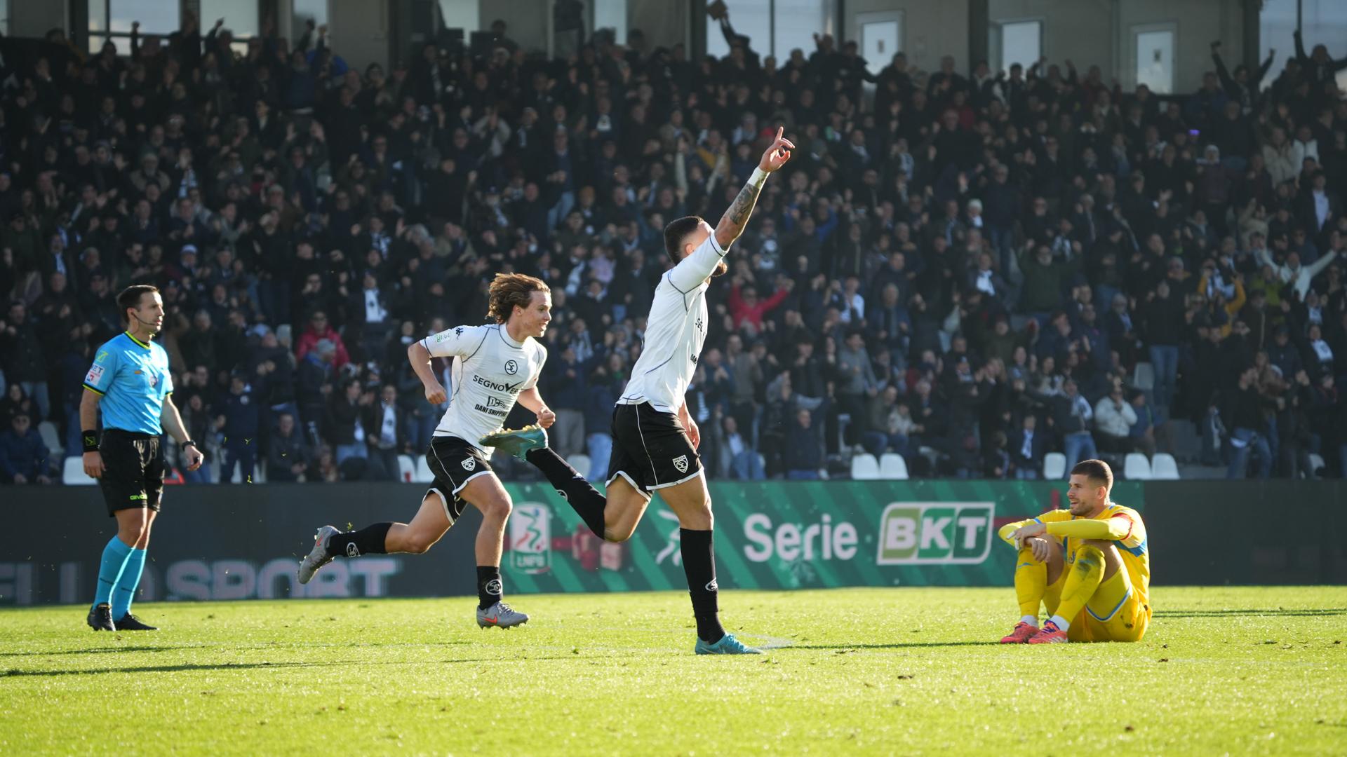 Artistico: "Segnare in questo stadio è un'emozione unica"